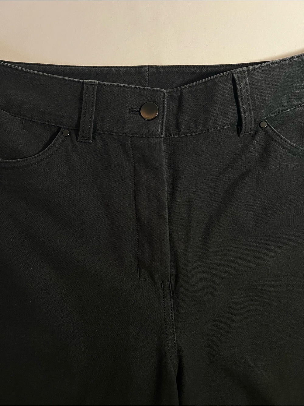 Lululemon Woman’s Black Pants Size 30 - Picture 6 of 10
